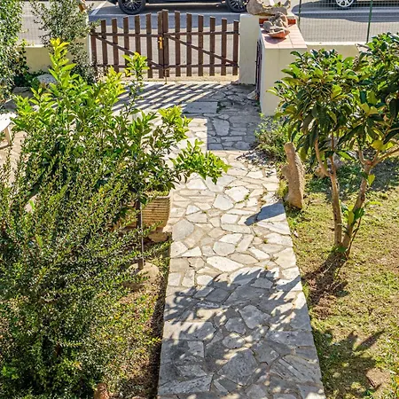 Brezza Marina Apartment- Terrace Appartamento